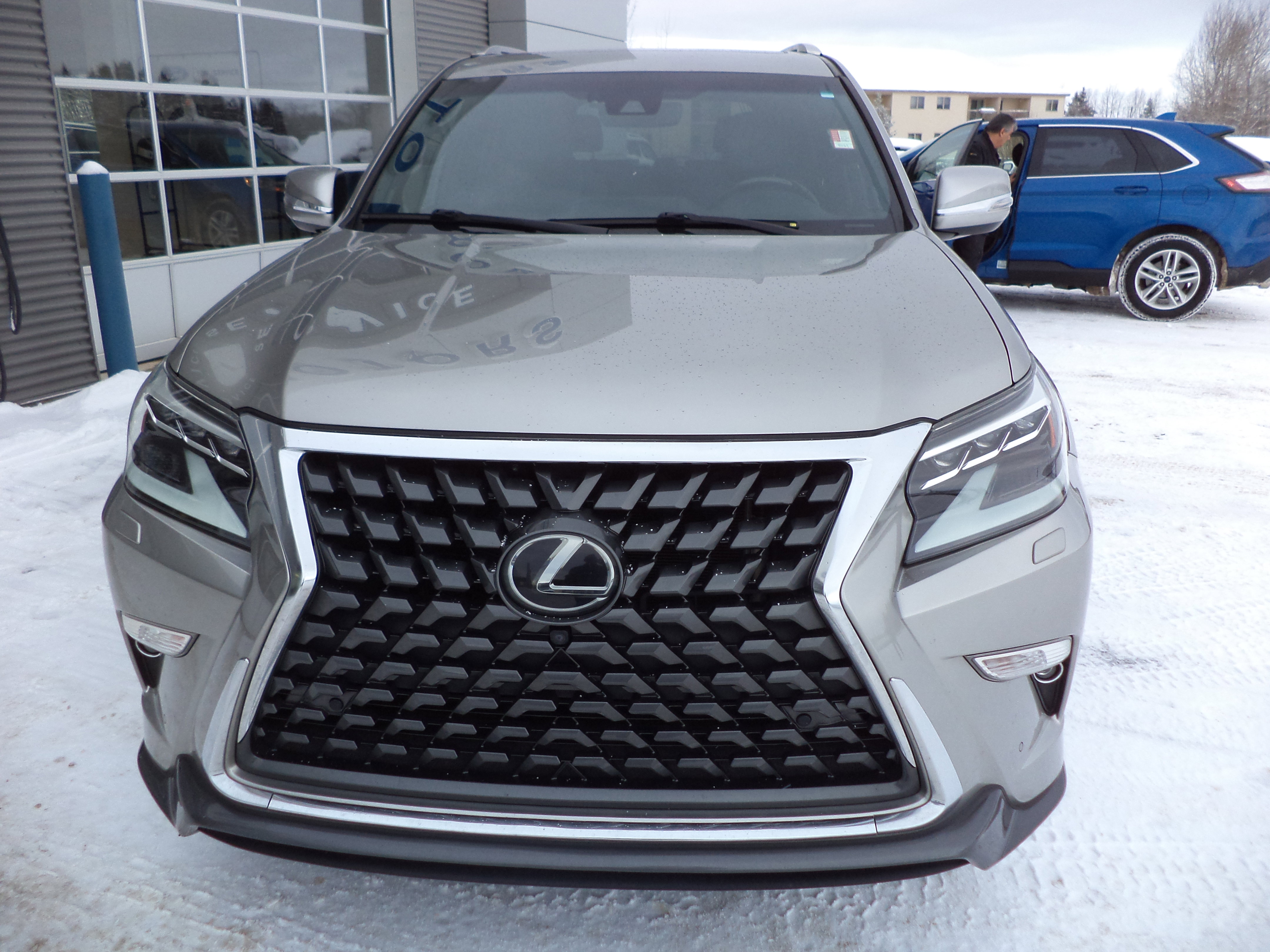 Used 2021 Lexus GX 460 Luxury w/ Sport Design Package image 10