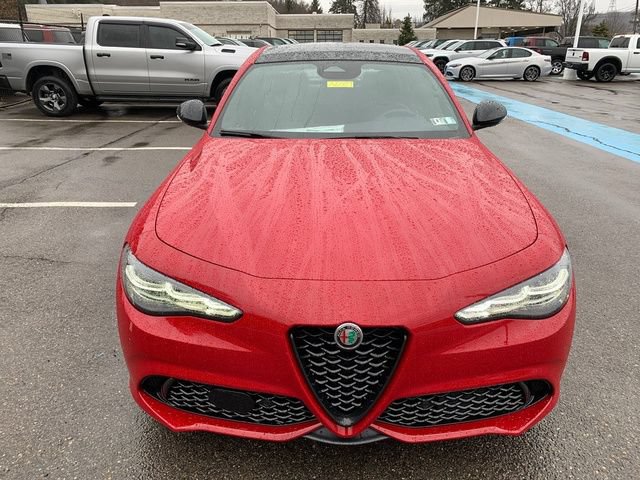 New 2026 Alfa Romeo Giulia AWD image 9