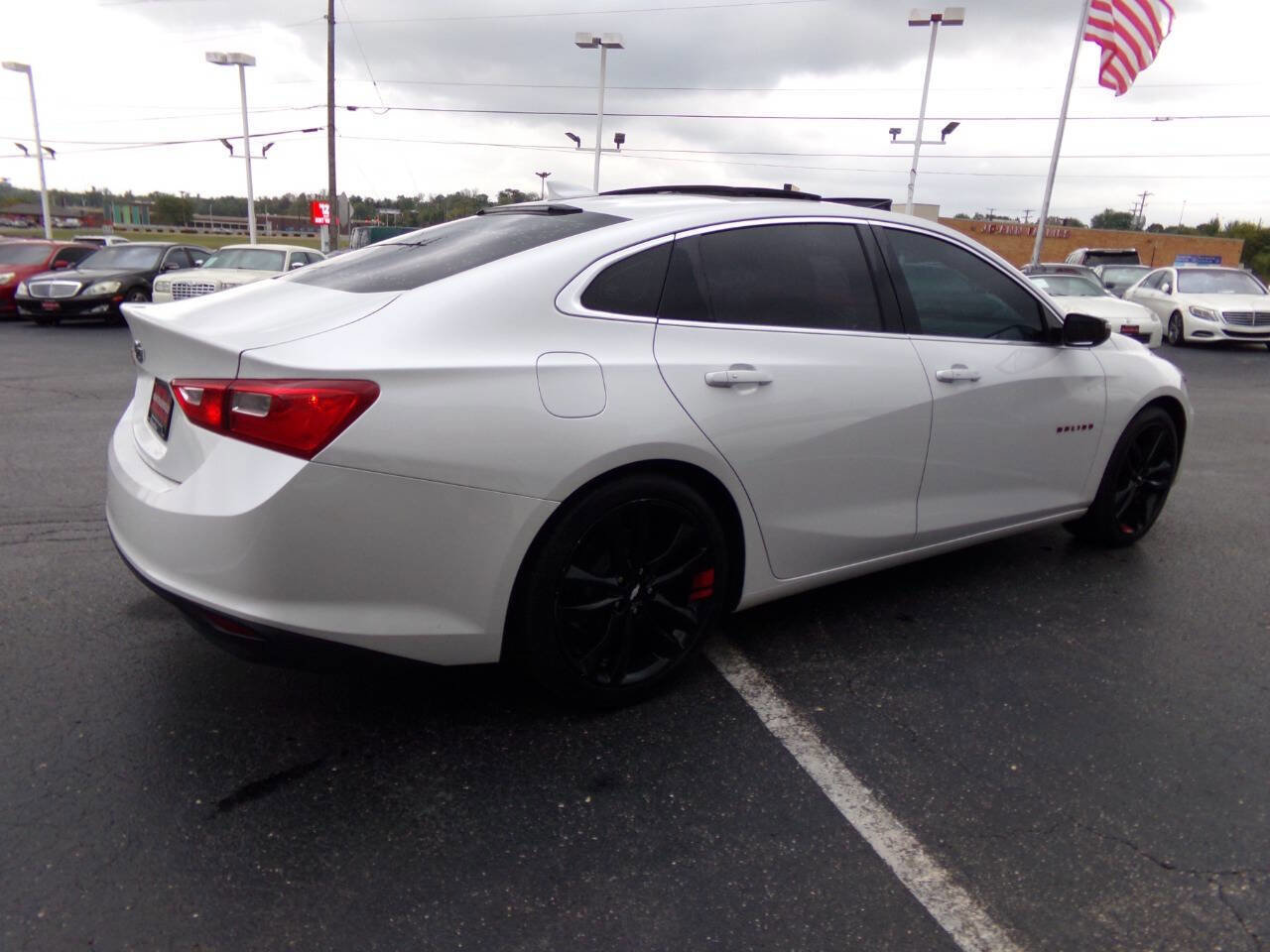 Used 2018 Chevrolet Malibu LT w/ Redline Edition image 48