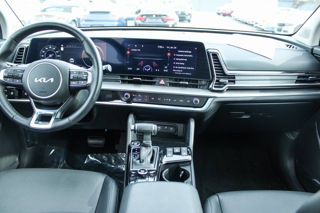 Used 2025 Kia Sportage SX image 17