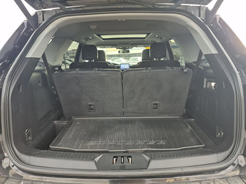 Used 2022 Ford Explorer Limited w/ Equipment Group 301A image 15