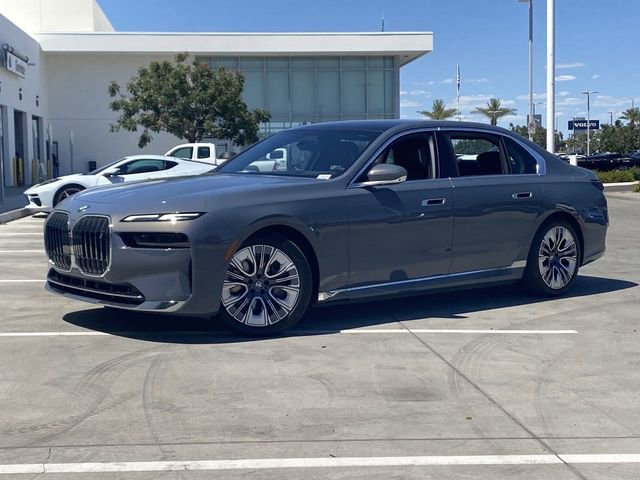 Used 2025 BMW i7 xDrive60 AWD/4WD video 2