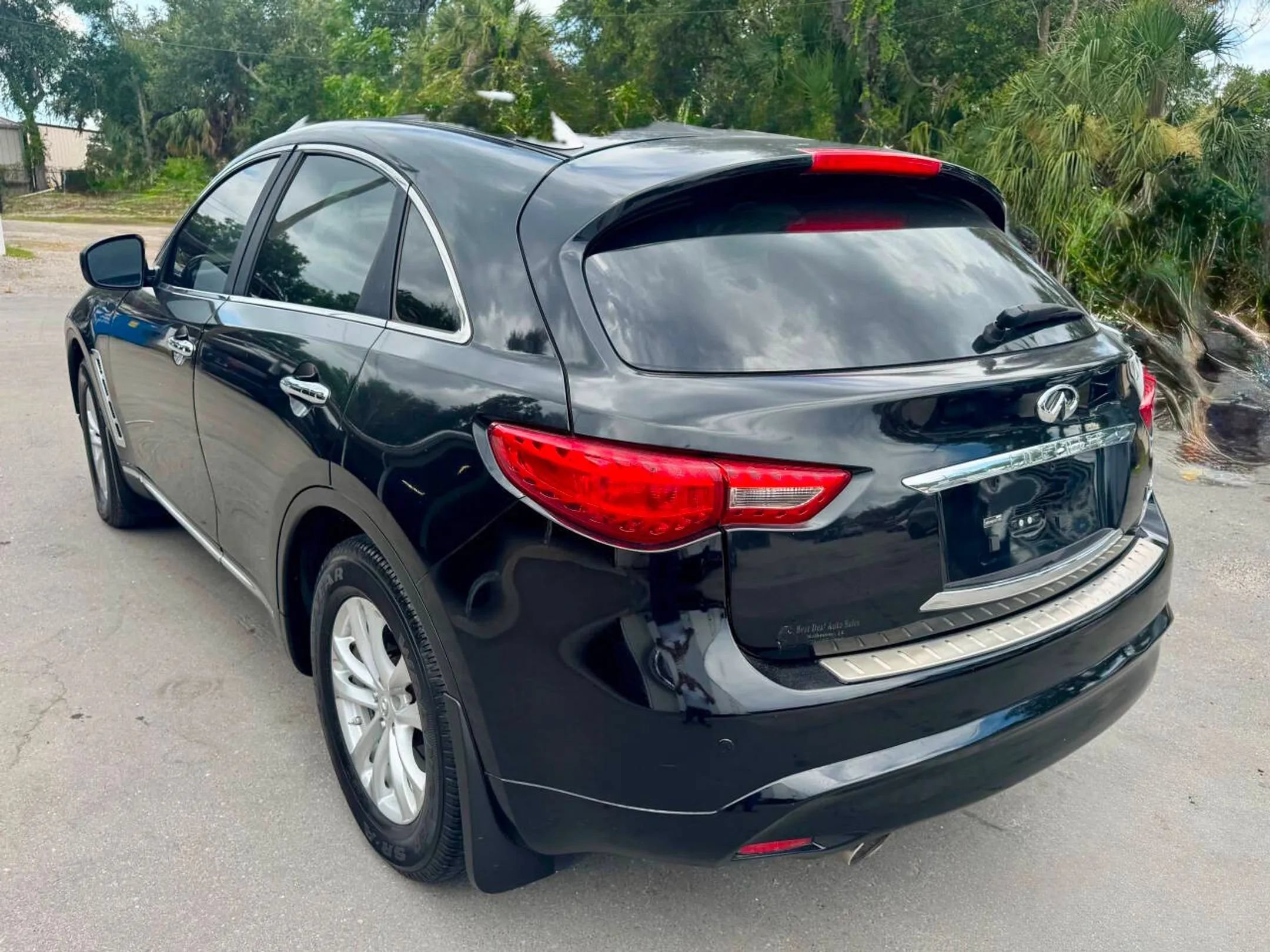 Used 2012 INFINITI FX35 2WD w/ Premium Pkg image 5