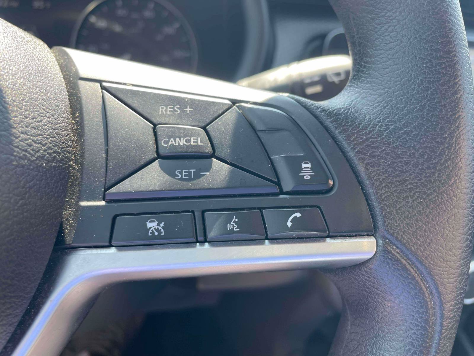 Used 2023 Nissan Kicks SV FWD image 19