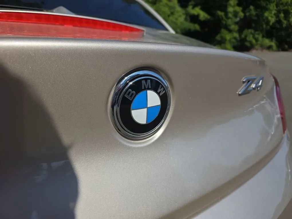 Used 2012 BMW Z4 sDrive35i RWD image 10