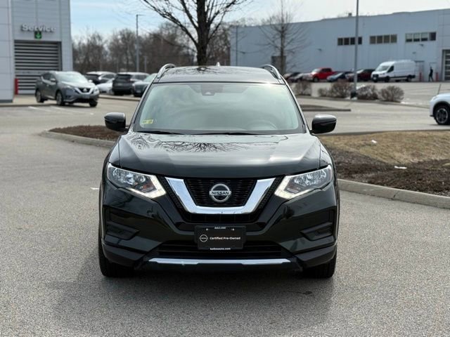 Used 2020 Nissan Rogue SV image 2