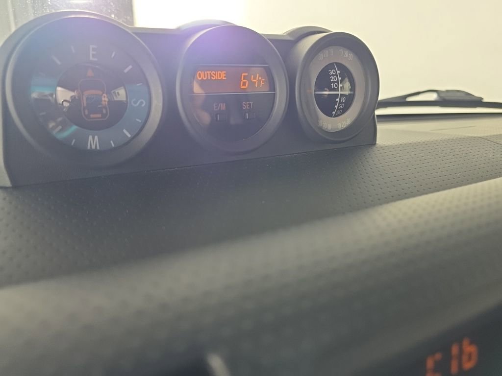 Used 2014 Toyota FJ Cruiser 4WD w/ Convenience Package image 20