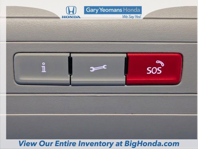 Used 2024 Volkswagen Taos SE image 30