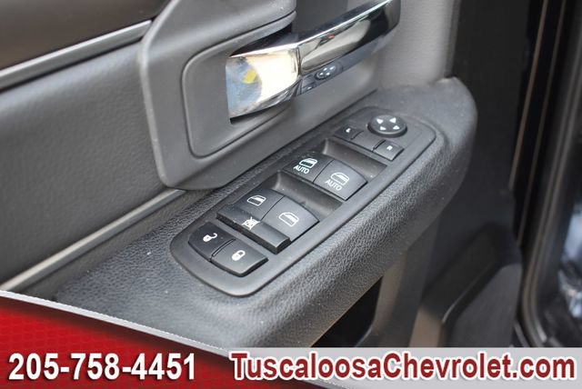 Used 2024 RAM 1500 Classic SLT AWD/4WD image 17