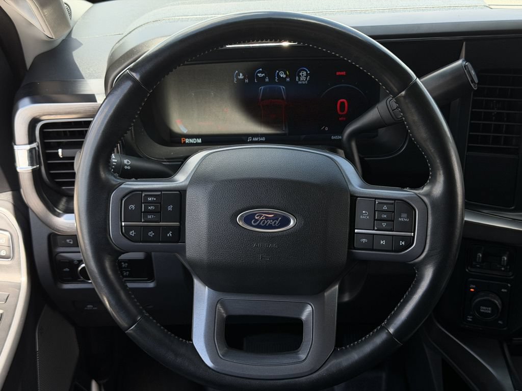 Used 2023 Ford F250 Lariat w/ Sport Appearance Package AWD/4WD image 18