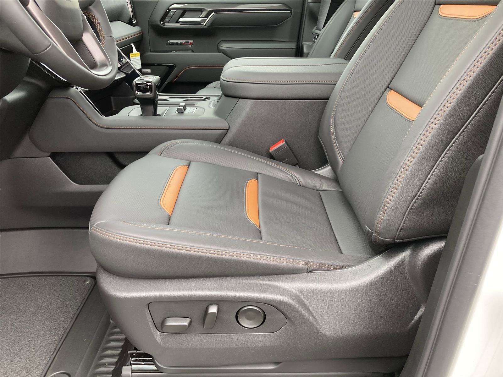 New 2026 GMC Sierra 1500 AT4 w/ AT4 Premium Package image 23