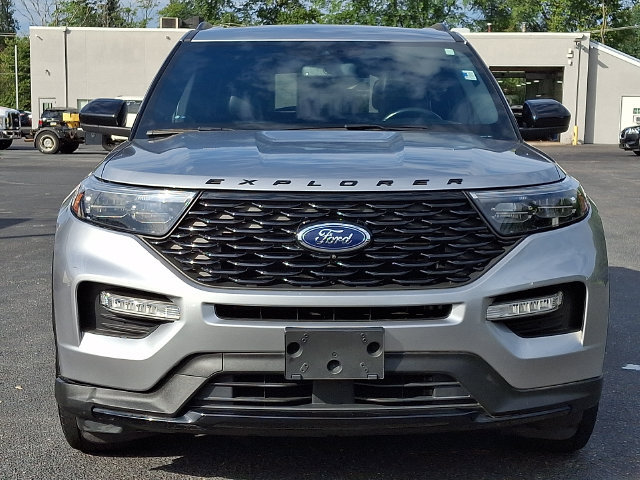 Used 2022 Ford Explorer ST-Line w/ Class IV Trailer Tow Package AWD/4WD image 5