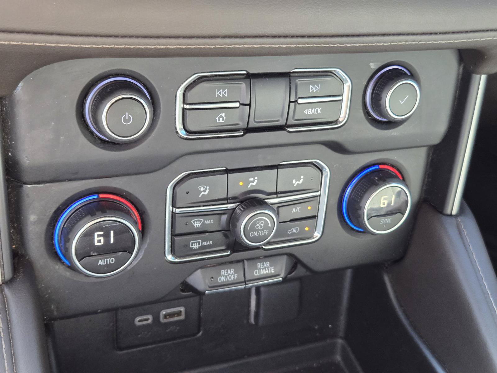 Used 2023 Chevrolet Tahoe LS AWD/4WD image 29