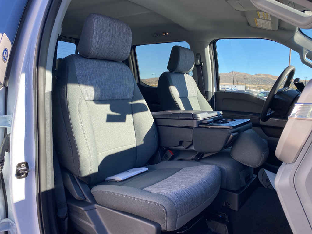 New 2026 Ford F250 4x4 Crew Cab Super Duty image 5