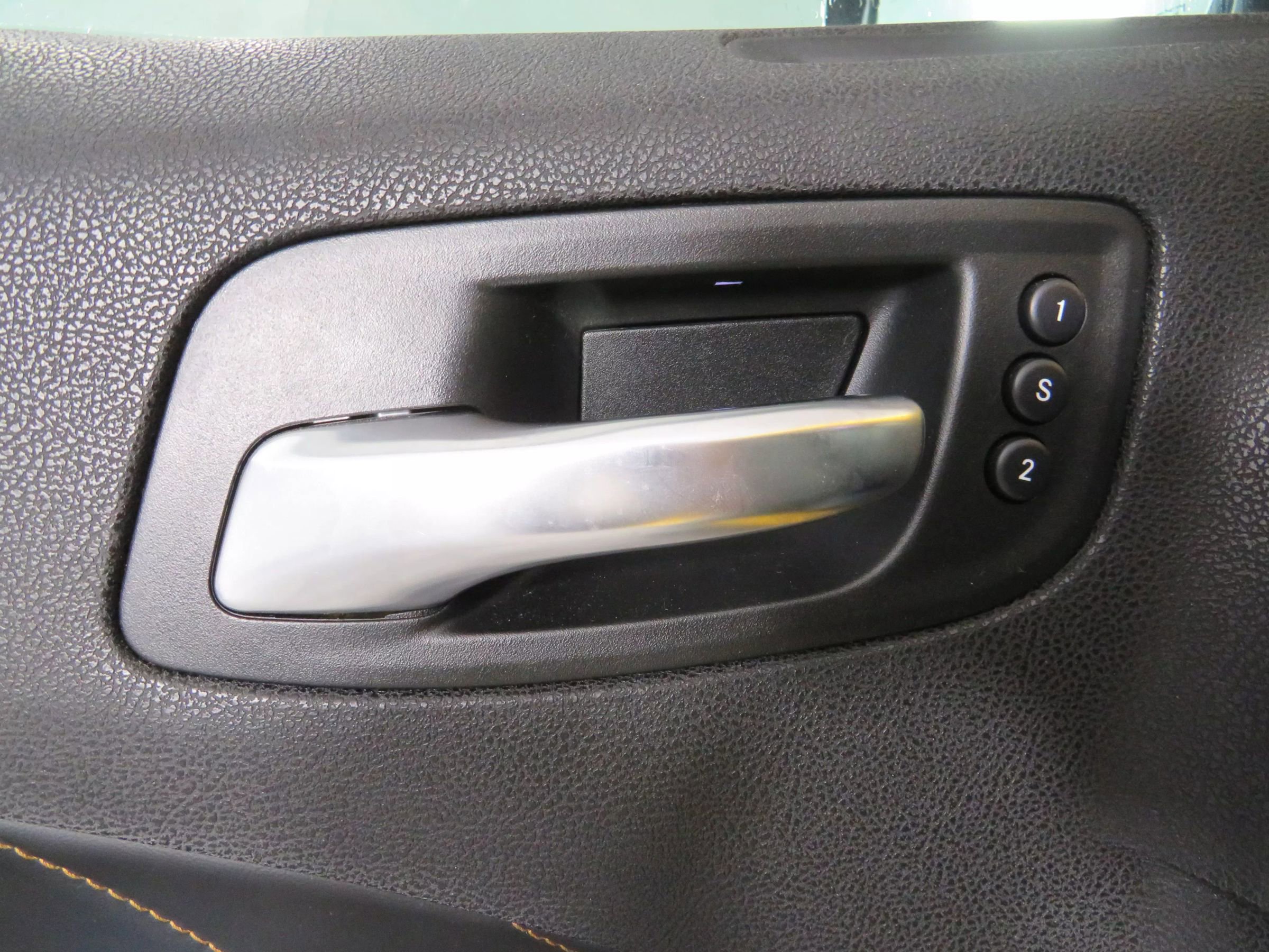 Used 2017 Dodge Charger R/T image 46