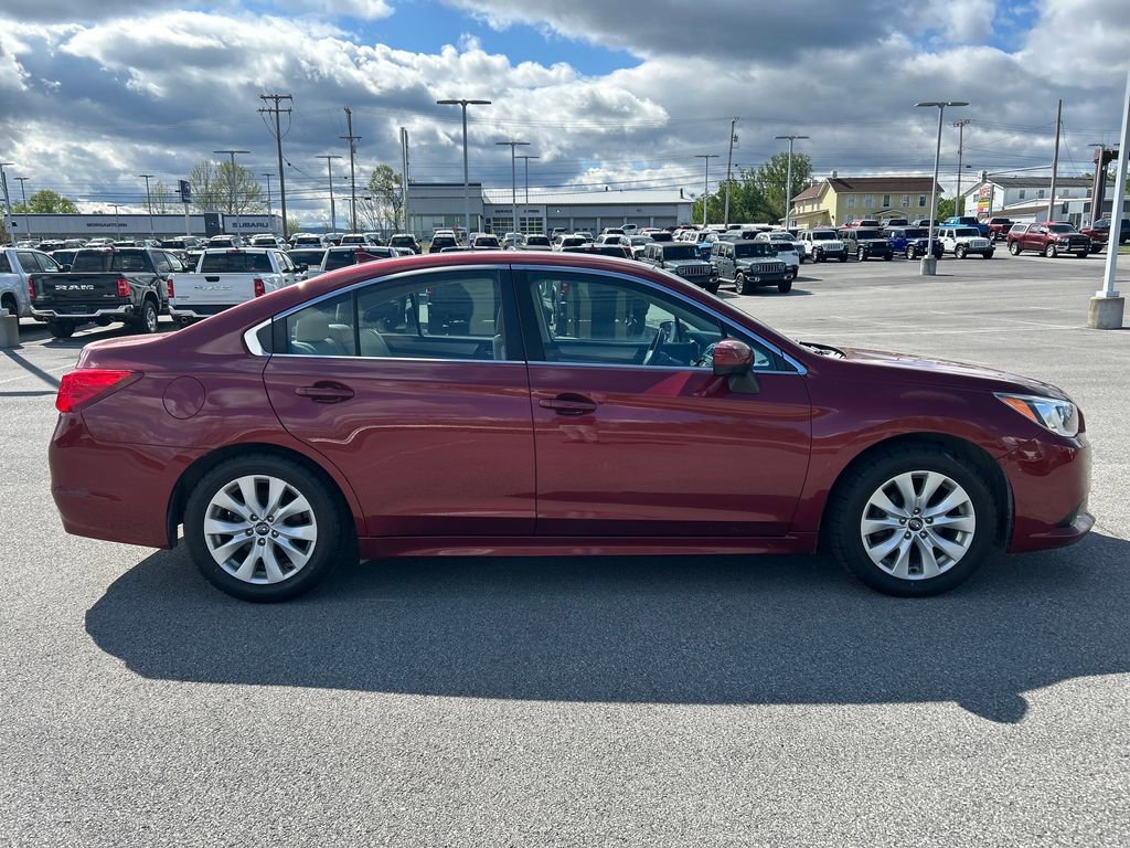 Used 2017 Subaru Legacy 2.5i Premium AWD/4WD image 4