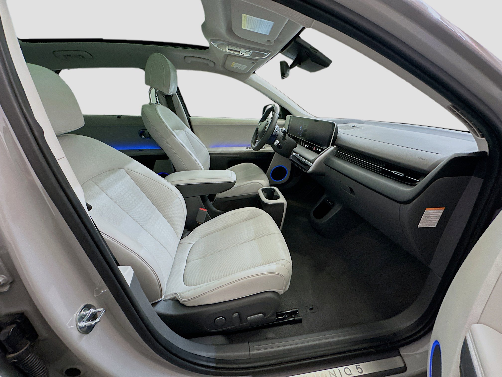 Used 2024 Hyundai Ioniq 5 Limited image 34