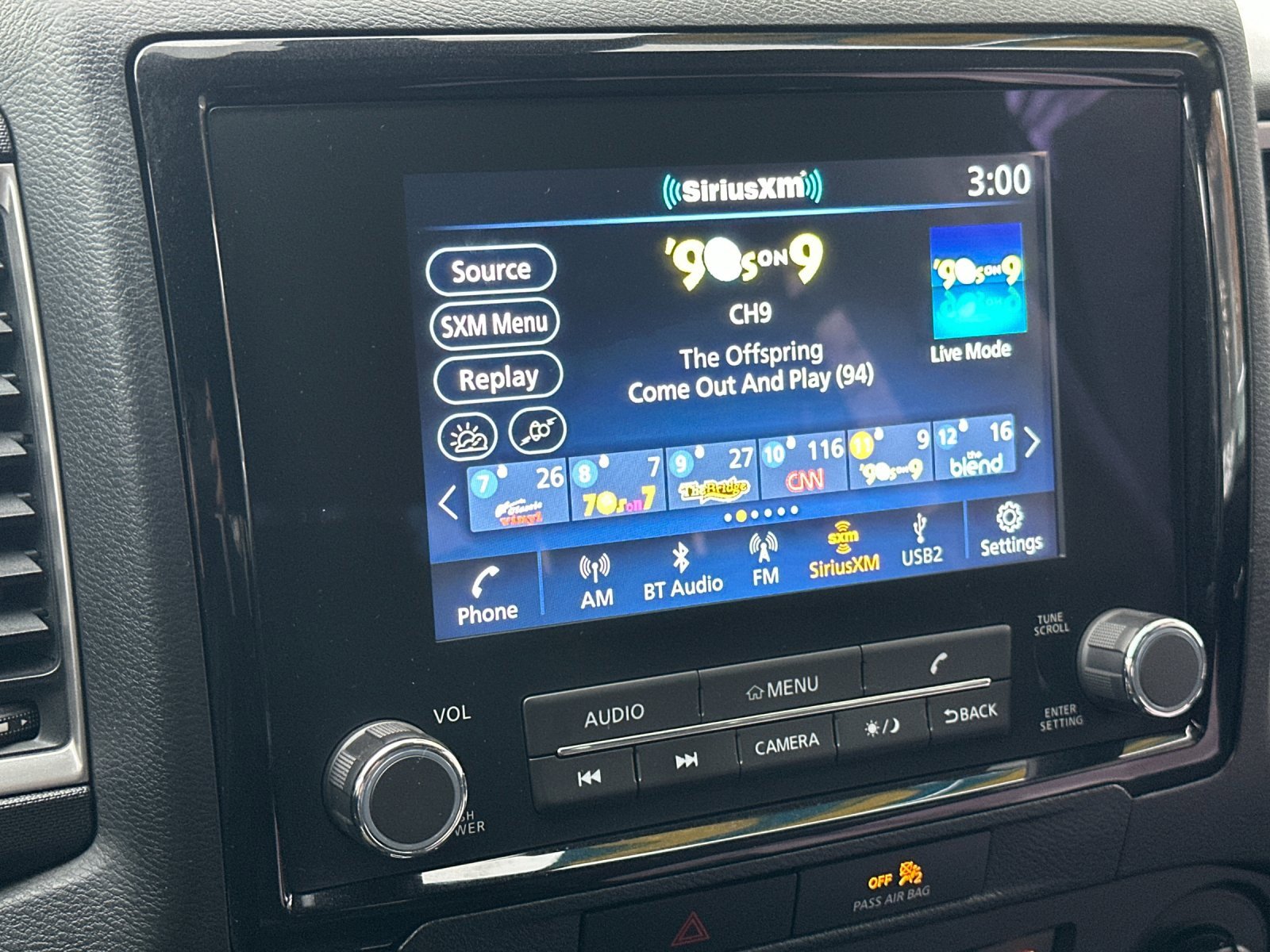 Used 2022 Nissan Frontier SV image 19