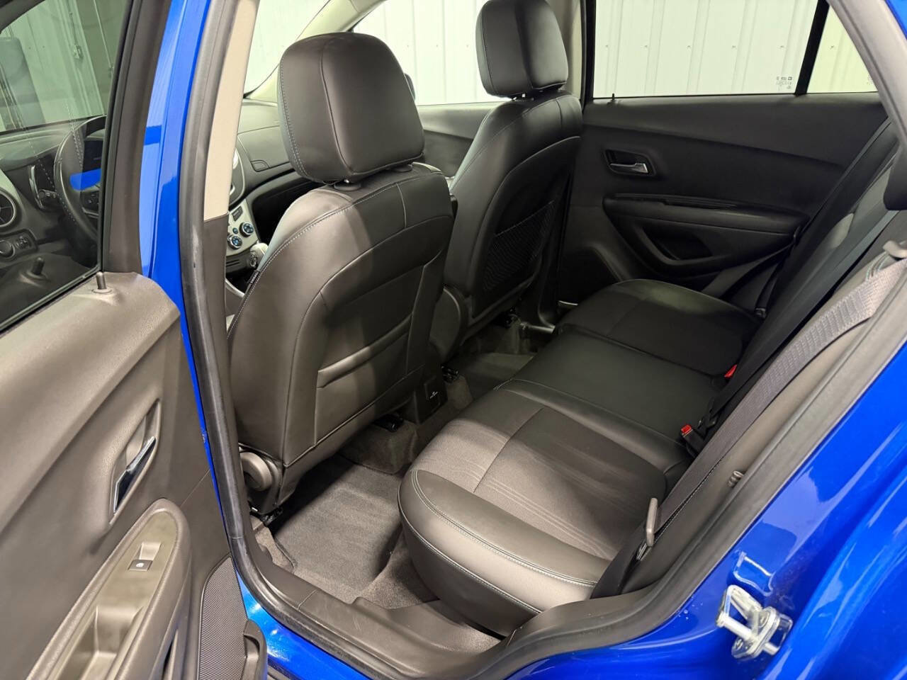 Used 2016 Chevrolet Trax LT w/ LT Convenience Package image 9