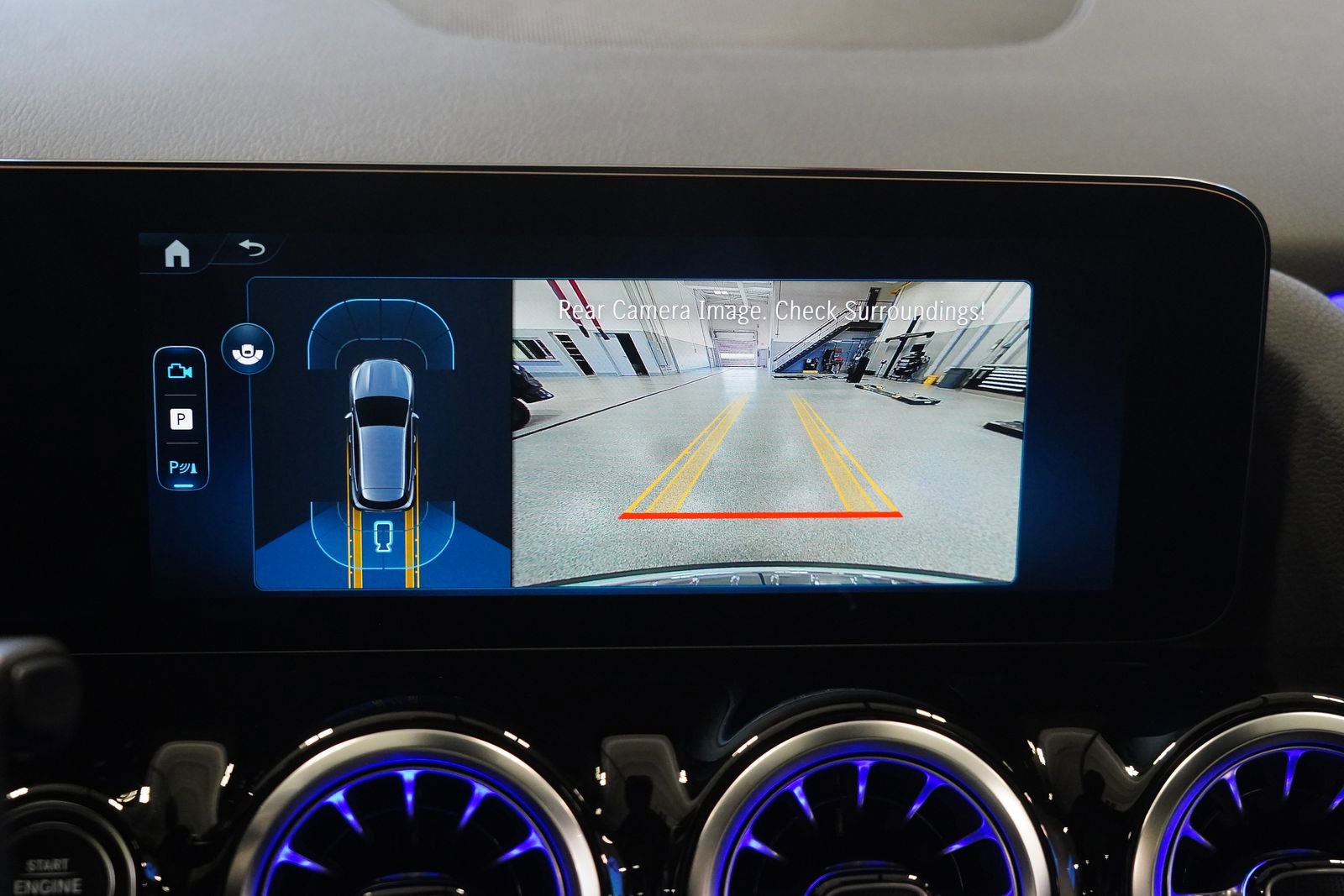 Used 2025 Mercedes-Benz GLA 250 4MATIC image 25