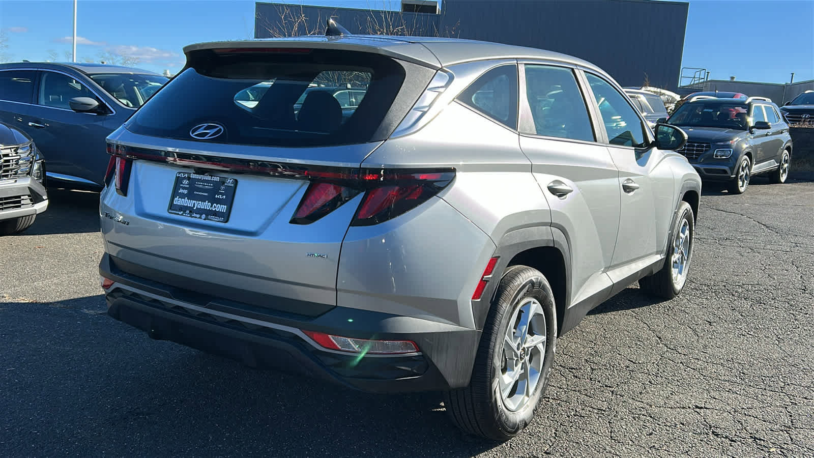 Used 2023 Hyundai Tucson SE image 6