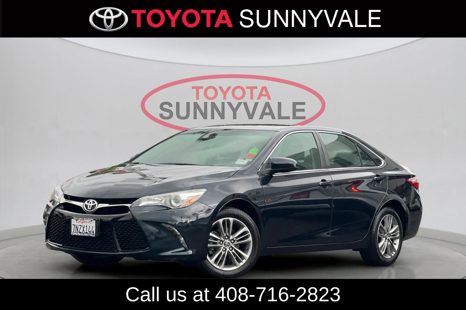 Used 2016 Toyota Camry SE image 1