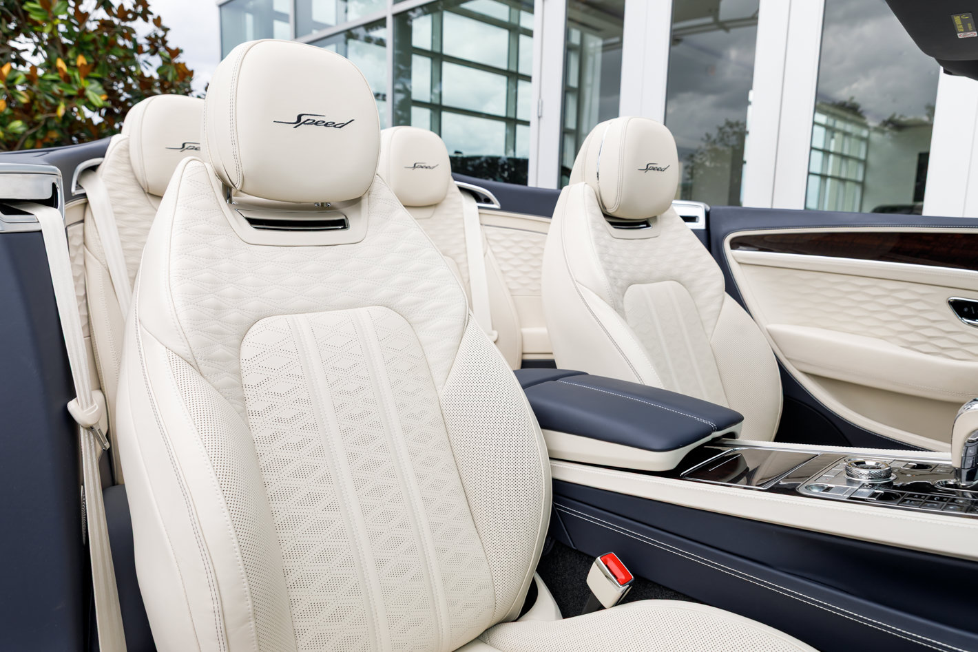 Certified 2025 Bentley Continental GT Speed AWD/4WD image 54