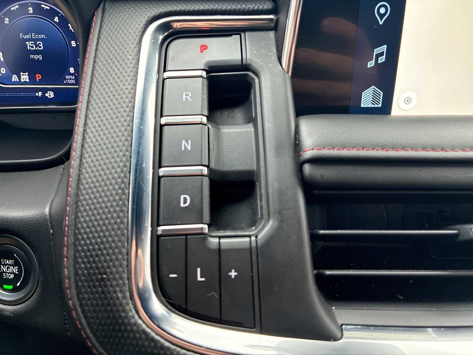 Certified 2023 Chevrolet Suburban RST image 16