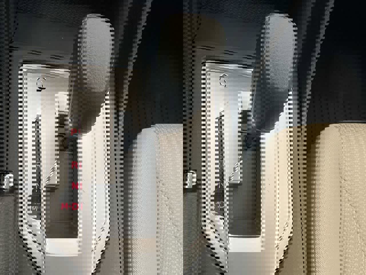 Used 2017 Subaru Impreza 2.0i Premium image 19