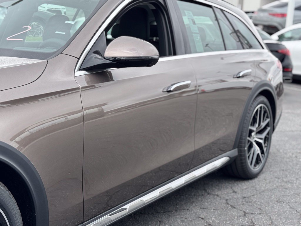 New 2025 Mercedes-Benz E 450 4MATIC All-Terrain Wagon image 9