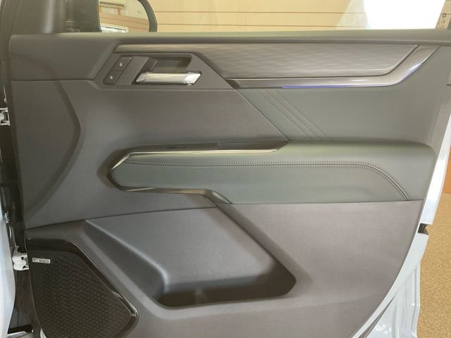 New 2026 GMC Acadia AT4 w/ Luxury Package image 23