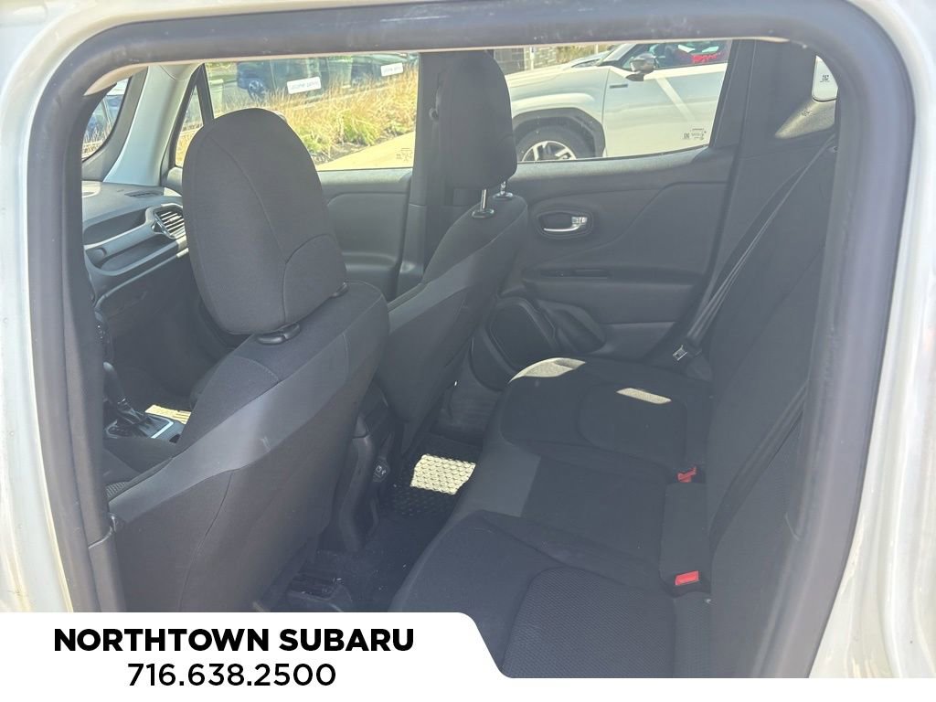 Used 2020 Jeep Renegade Altitude AWD/4WD image 8