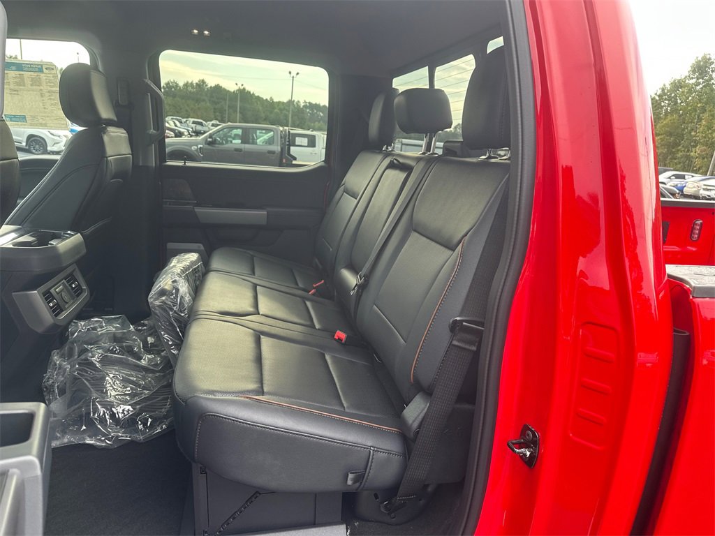 New 2026 Ford F250 Lariat w/ Chrome Package image 15