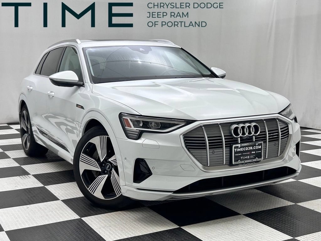 Used 2019 Audi e-tron Prestige w/ Prestige Package