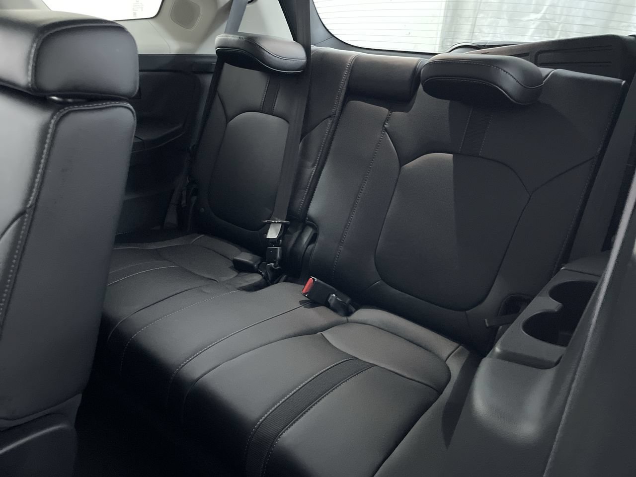 Used 2025 Honda Pilot Touring image 24