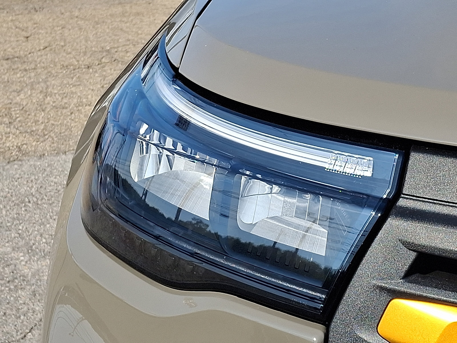 Used 2026 Ford Explorer Tremor w/ Tremor Ultimate Package AWD/4WD image 9