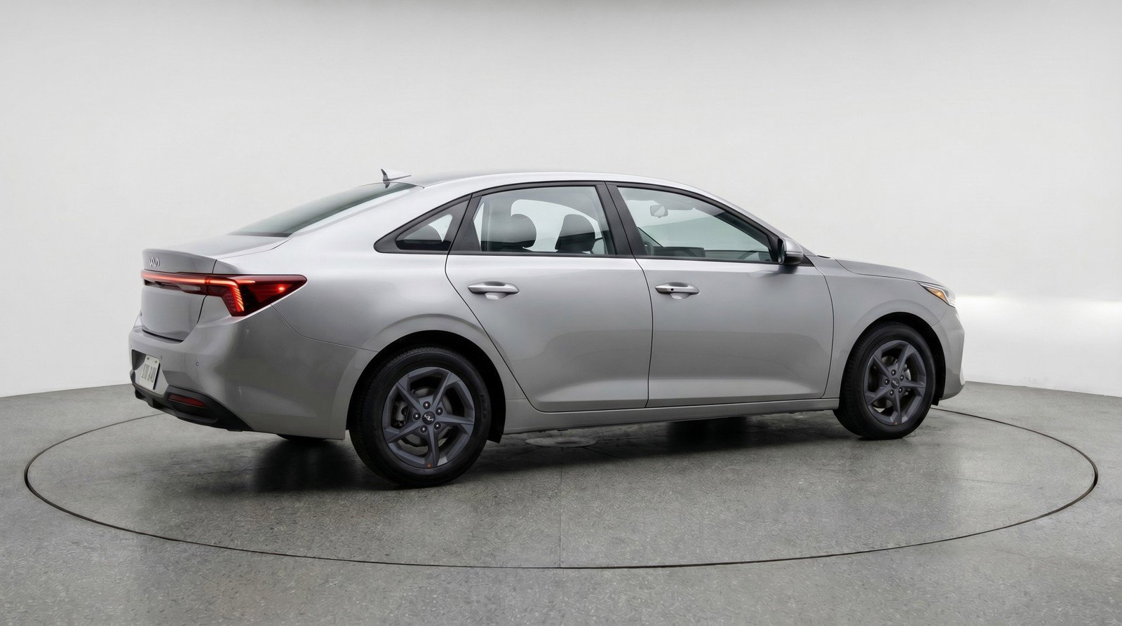 Used 2025 Kia K4 FWD image 9