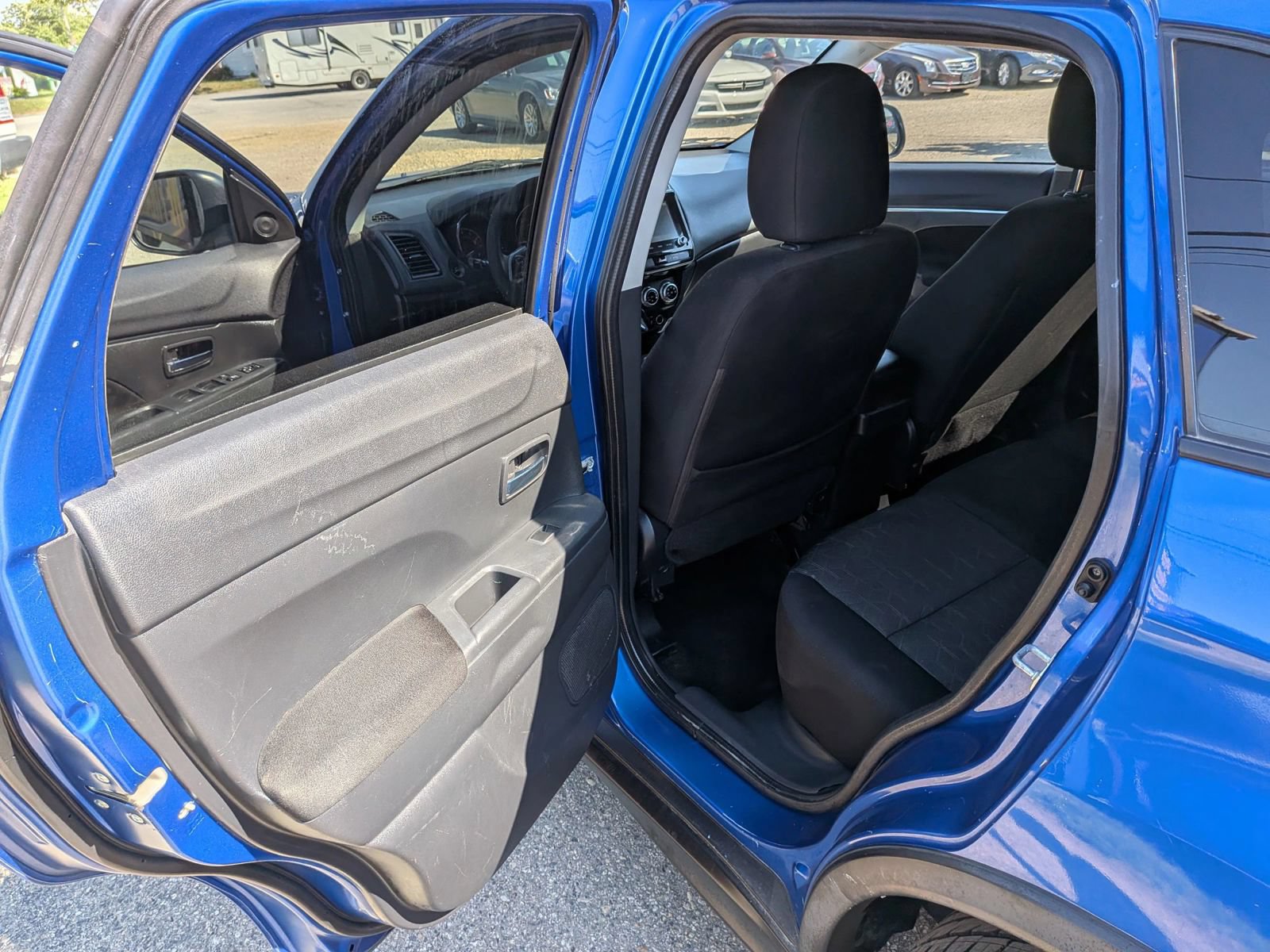 Used 2020 Mitsubishi Outlander Sport ES FWD image 19
