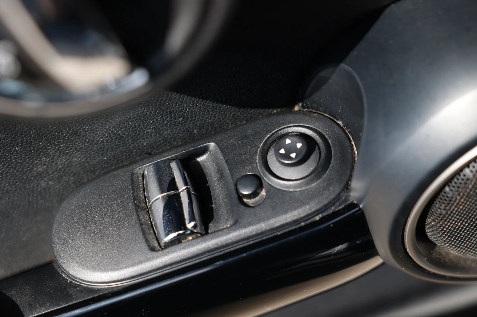 Used 2014 MINI Cooper S FWD image 38