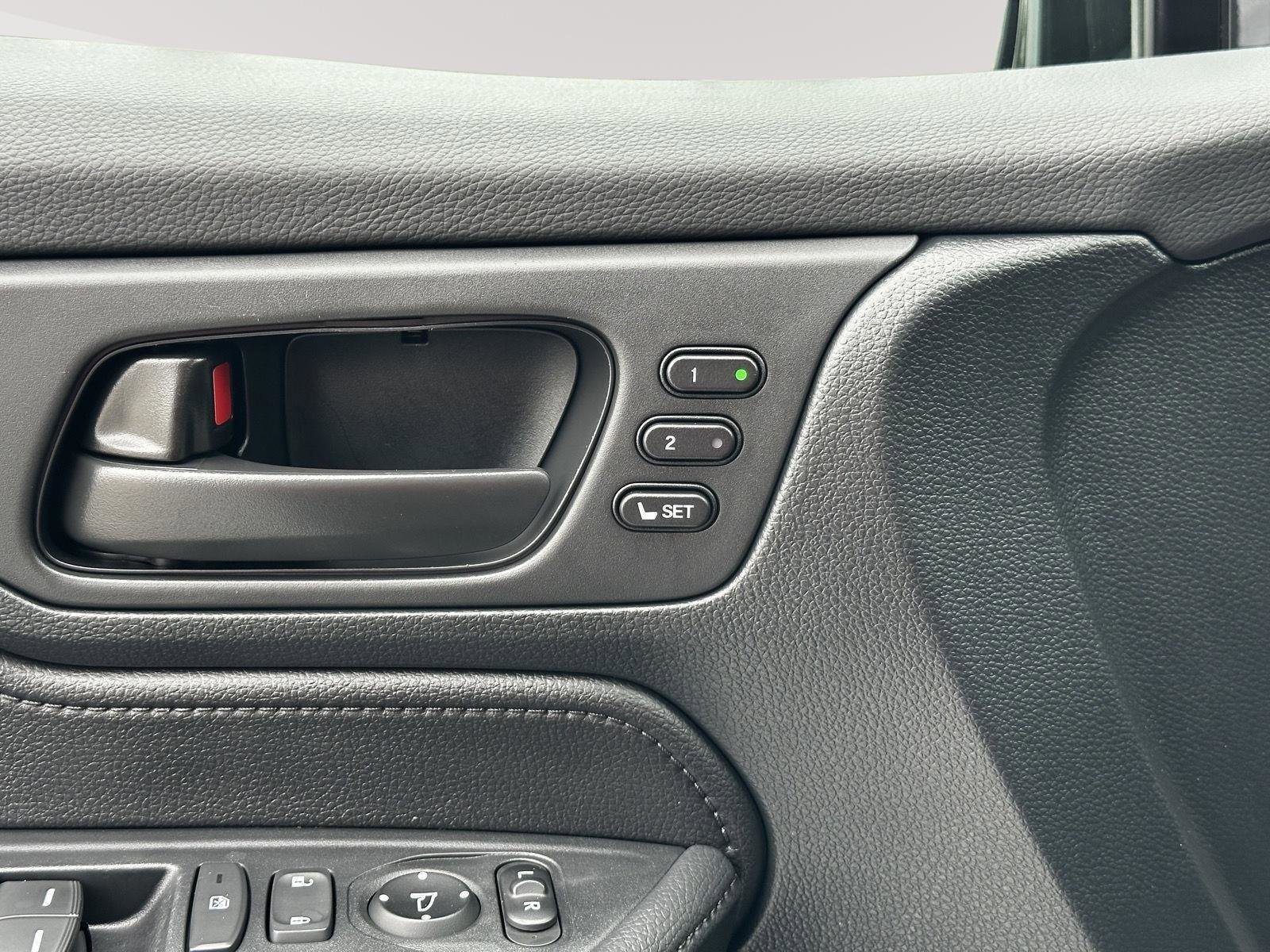 Certified 2024 Honda Odyssey Sport image 27