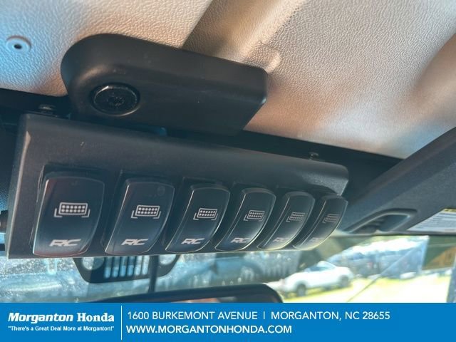 Used 2017 Jeep Wrangler Unlimited Sport w/ Quick Order Package 24S AWD/4WD image 14