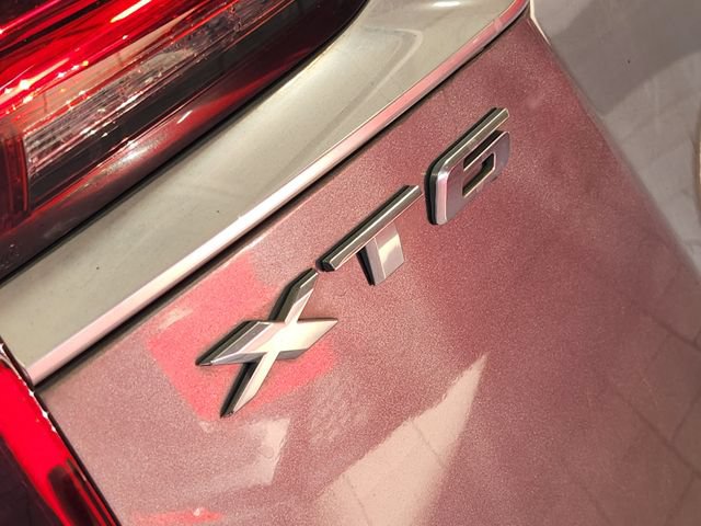 Used 2023 Cadillac XT6 Premium Luxury w/ Technology Package FWD image 10
