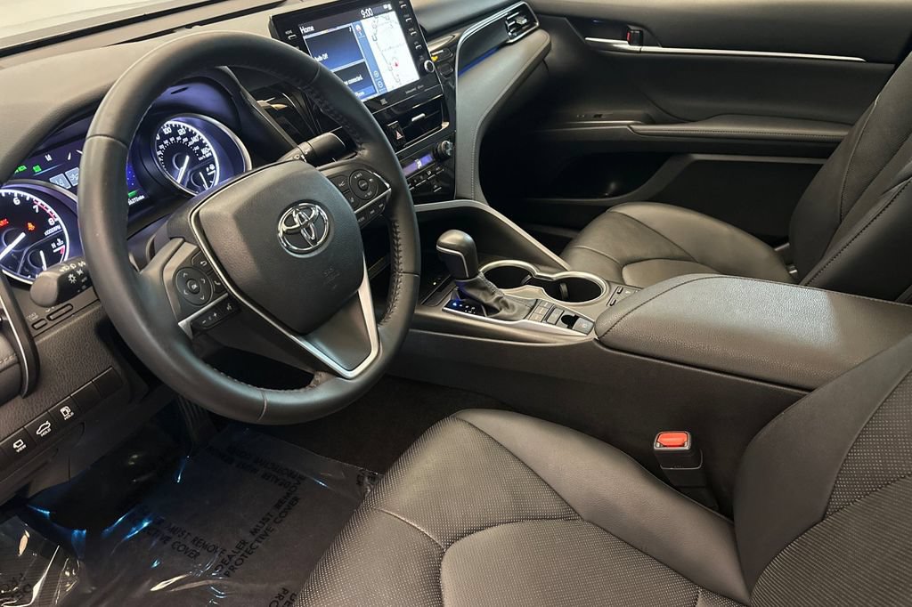 Used 2021 Toyota Camry XLE w/ Navigation Package FWD image 10