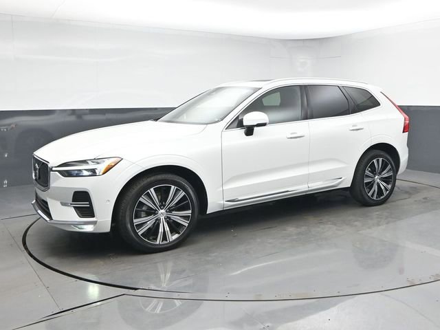 Used 2023 Volvo XC60 B5 Plus w/ Protection Package Premier image 4
