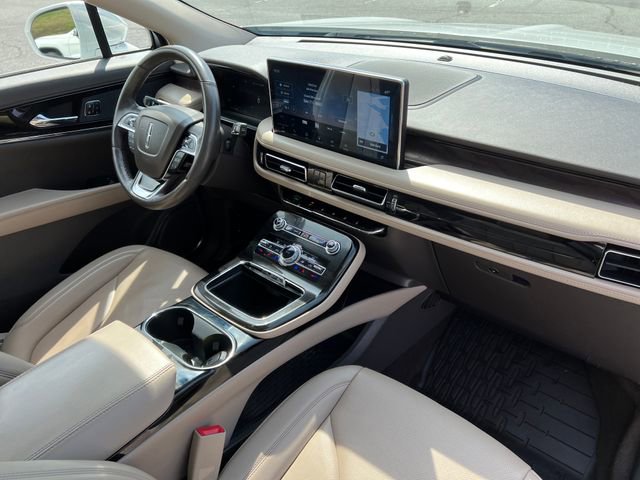 Used 2022 Lincoln Nautilus Reserve image 37