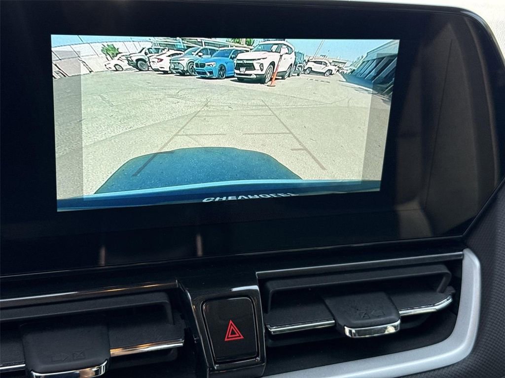 Used 2025 Chevrolet TrailBlazer LT FWD image 13