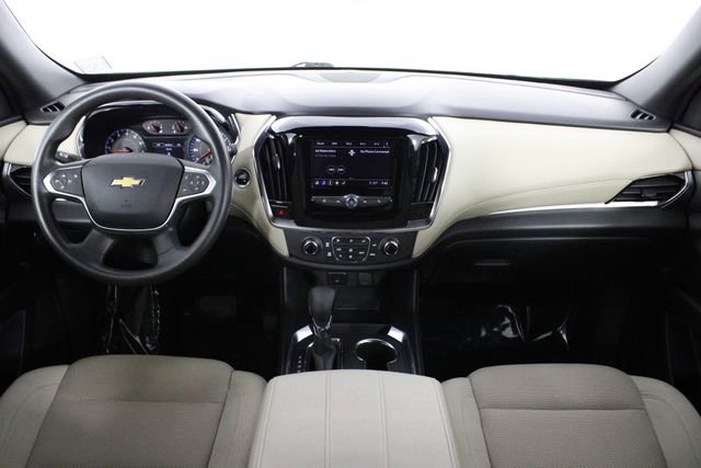 Used 2023 Chevrolet Traverse LS FWD image 29