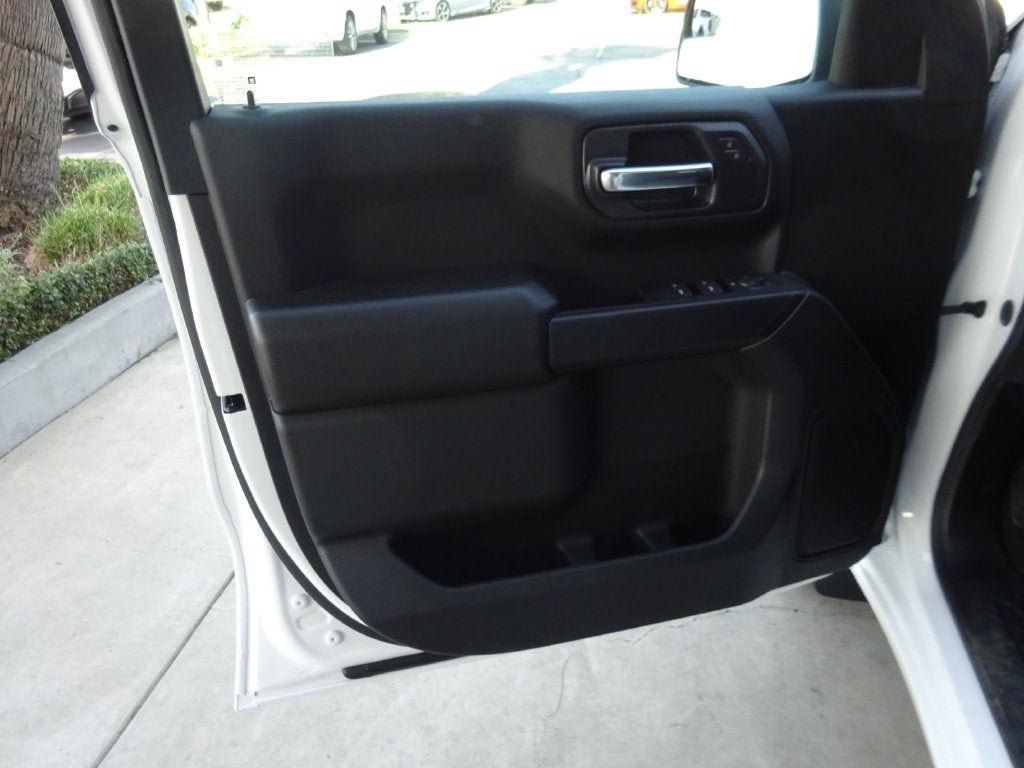 New 2026 Chevrolet Silverado 1500 Custom RWD image 24