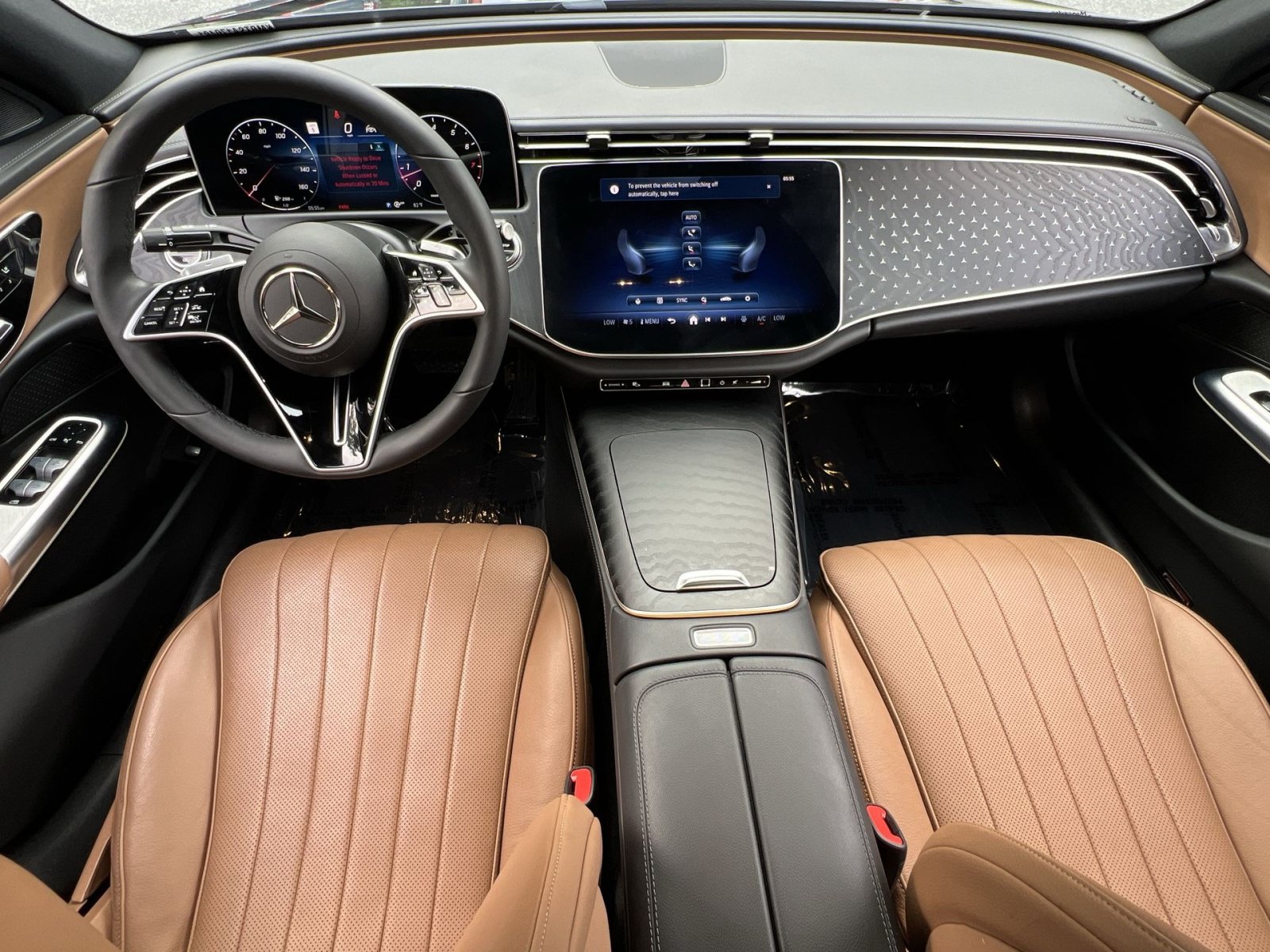 Certified 2025 Mercedes-Benz E 350 4MATIC Sedan image 28