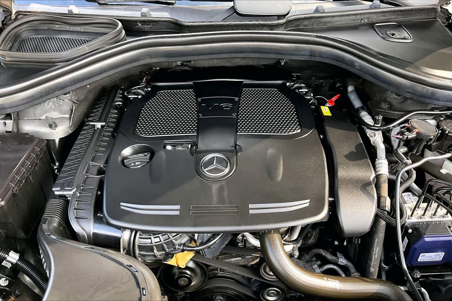 Used 2018 Mercedes-Benz GLE 350 4MATIC image 32